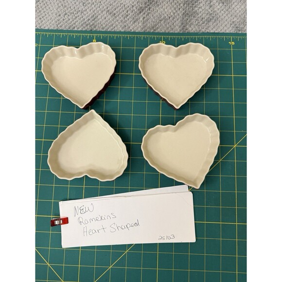 Rose Levy Beranbaum Sweetheart Bakeware Heart Shaped Dish Ceramic Set of 4 Crème - Picture 3 of 14